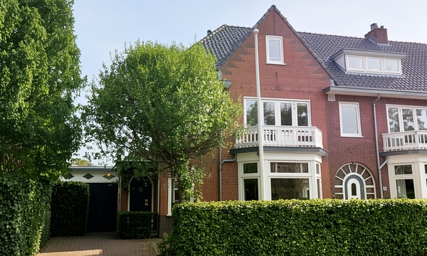 Huis | 221m² | €5500,-