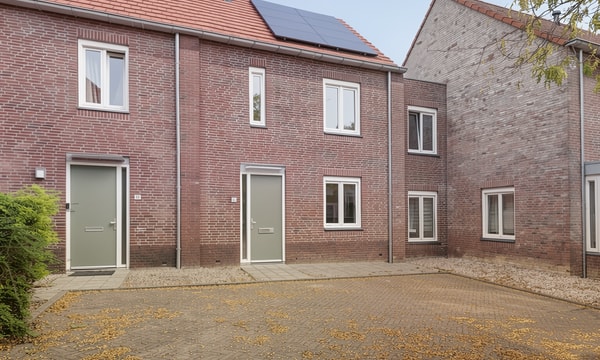 Huis | 102m² | €1195,-