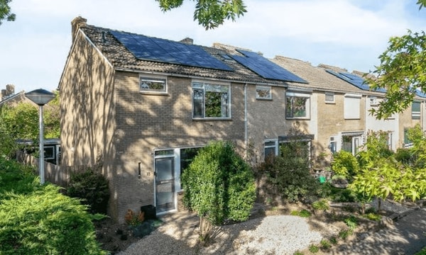 Huis | 98m² | €2375,-