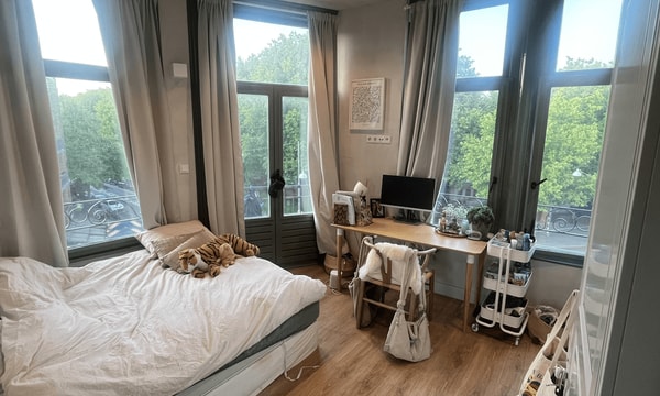 Kamer | m² onbekend | €1200,-