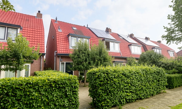 Huis | 100m² | €2350,-