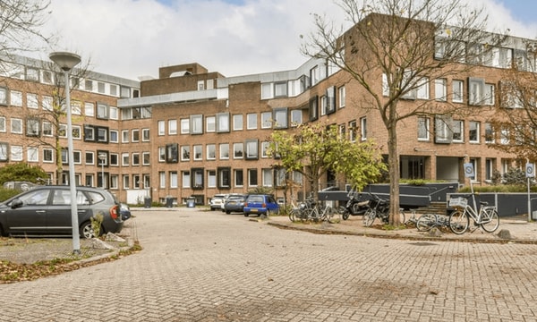 Huis | 45m² | €1001,-
