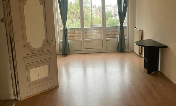 Kamer | m² onbekend | €900,-
