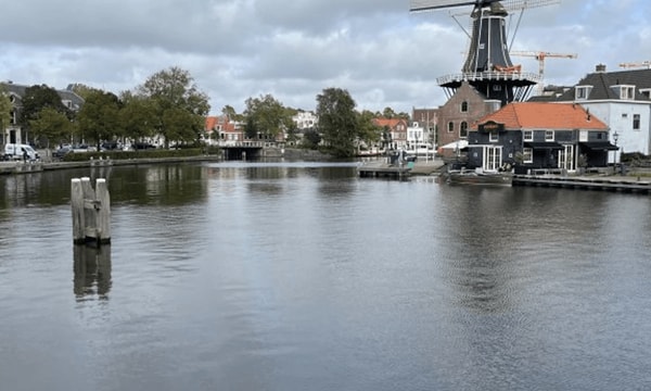Bedrijfsruimte | 60m² | €2450,-