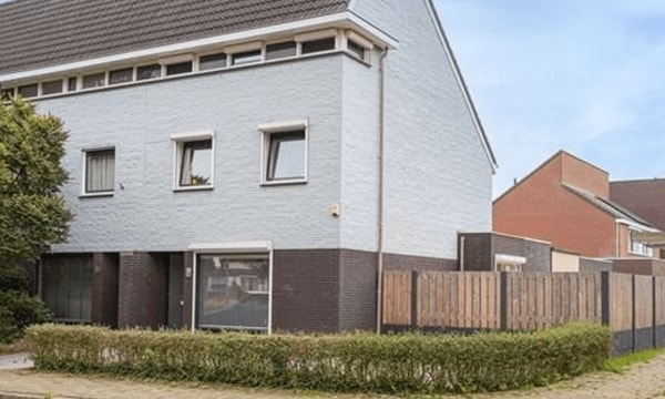 Huis | 162m² | €2595,-