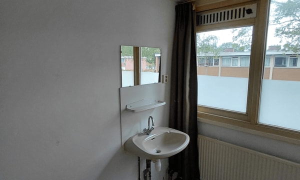 Kamer | 8m² | €448,-