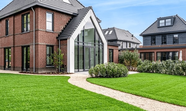 Huis | 200m² | €7500,-