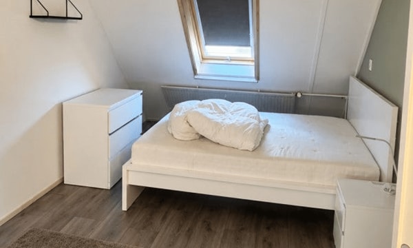 Kamer | 10m² | €550,-