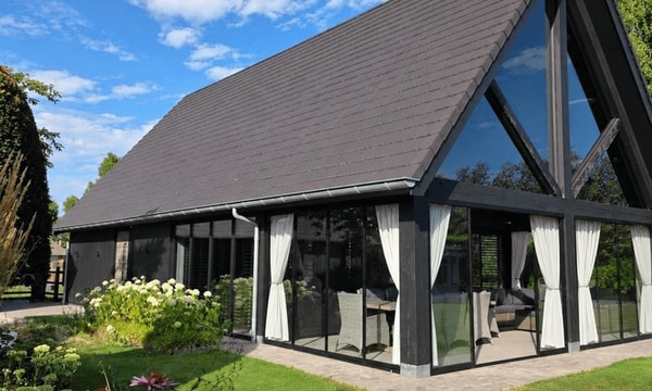 Huis | 186m² | €3825,-