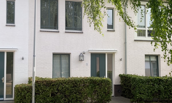 Huis | 126m² | €2925,-