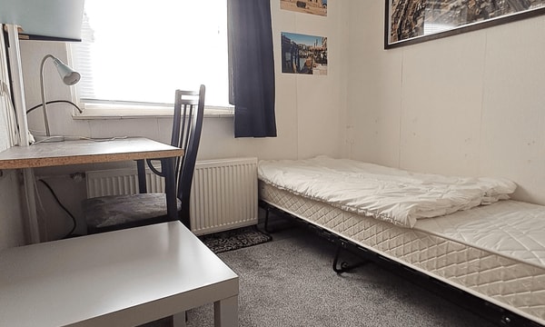 Kamer | 6m² | €575,-