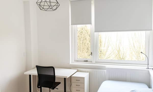 Kamer | 12m² | €750,-