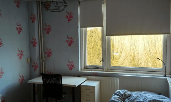 Kamer | 12m² | €750,-
