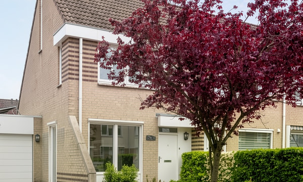 Huis | 112m² | €1800,-