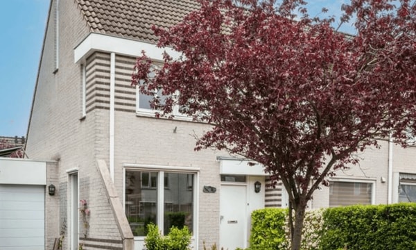 Huis | 112m² | €1800,-
