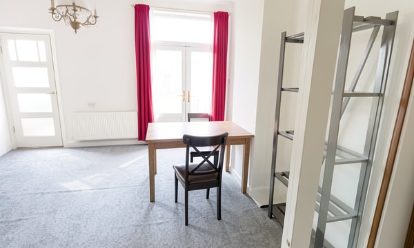 Kamer | 30m² | €1000,-