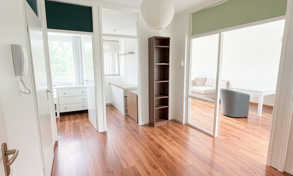 Kamer | m² onbekend | €1050,-