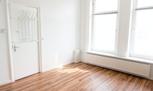Kamer | m² onbekend | €545,-