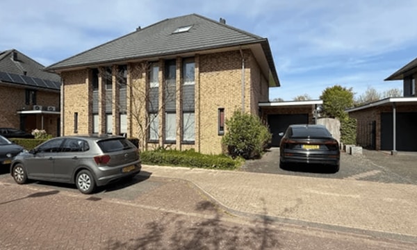 Huis | 174m² | €2495,-