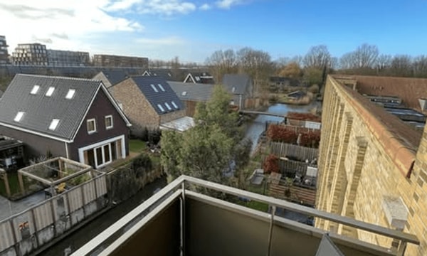 Huis | 60m² | €1375,-