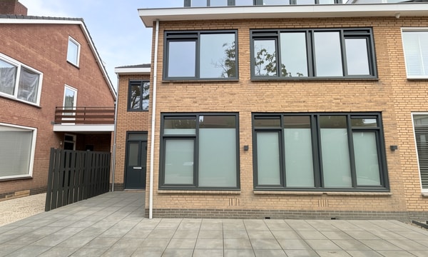 Huis | 240m² | €5650,-