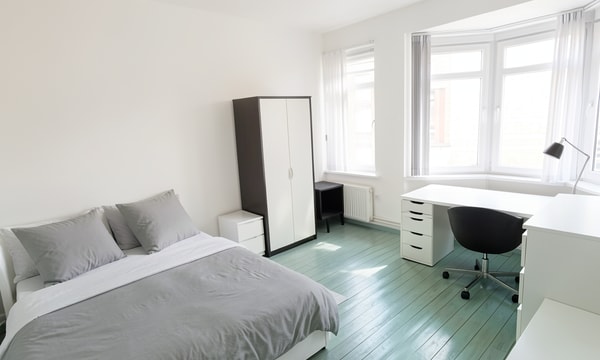 Studio | m² onbekend | €700,-