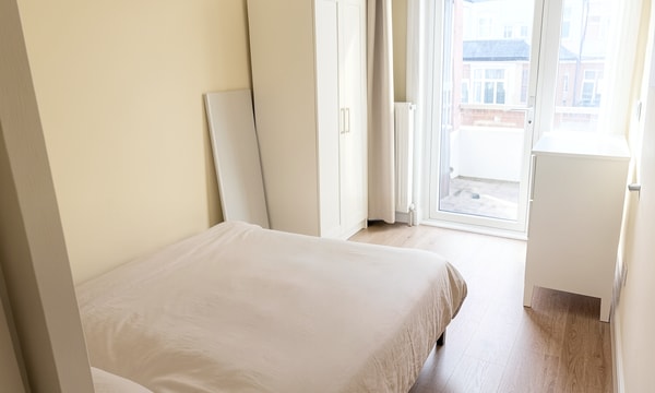 Kamer | 85m² | €1050,-