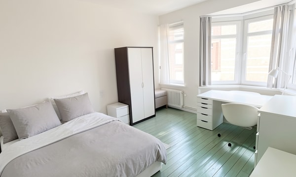 Studio | m² onbekend | €700,-