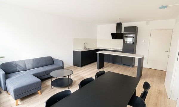 Kamer | m² onbekend | €695,-