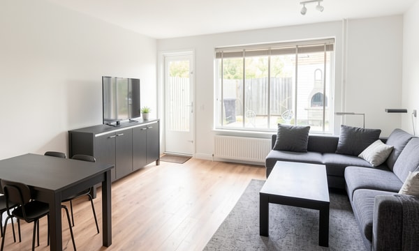 Kamer | 12m² | €733,-