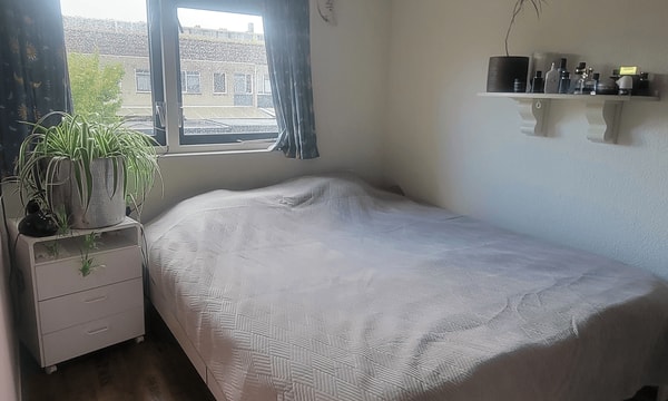 Kamer | 12m² | €525,-