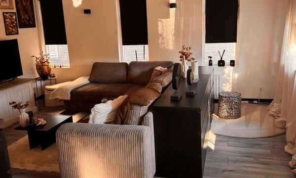 Kamer | 38m² | €915,-