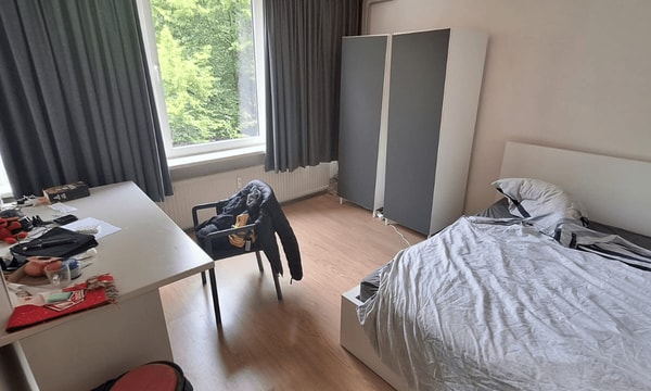 Kamer | 11m² | €750,-