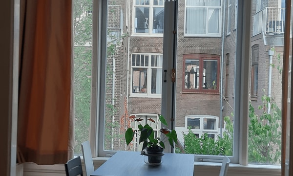 Studio | 60m² | €1100,-