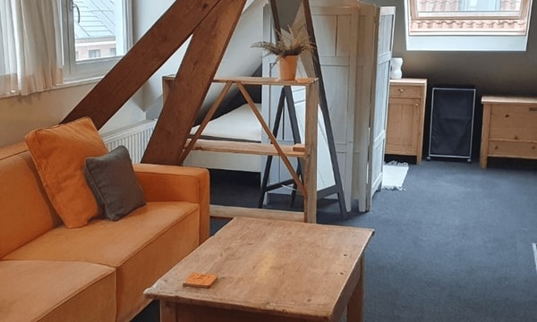Studio | 60m² | €1375,-