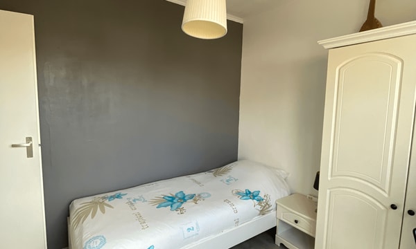 Kamer | m² onbekend | €800,-
