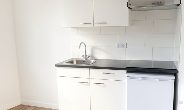 Kamer | 15m² | €590,-