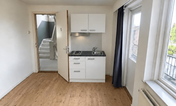 Kamer | 15m² | €600,-