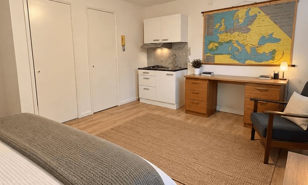 Kamer | 15m² | €600,-