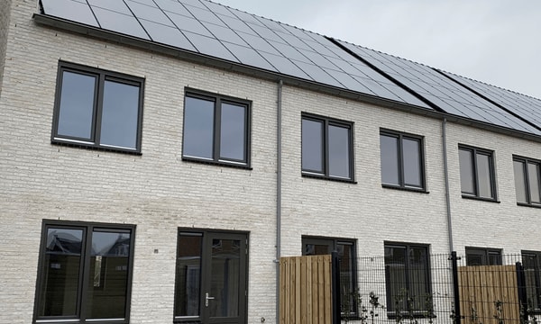 Huis | 127m² | €1325,-