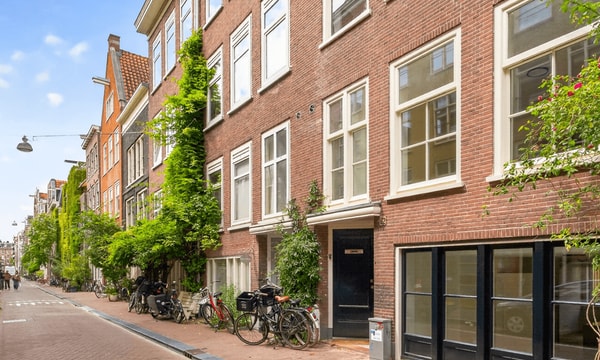 Huis | 102m² | €4450,-