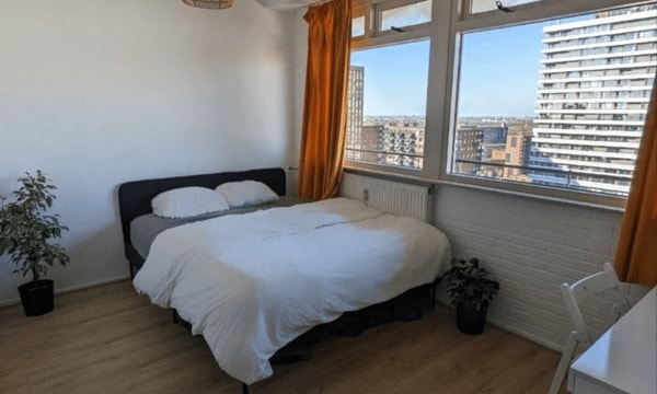 Kamer | 14m² | €900,-