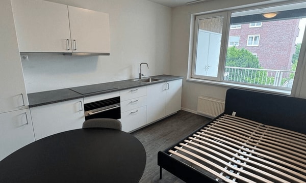 Kamer | 14m² | €637,-