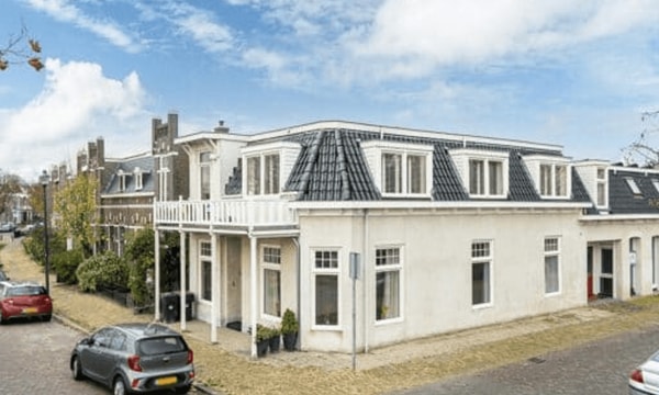Huis | 192m² | €1975,-