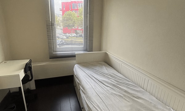 Kamer | 10m² | €535,-