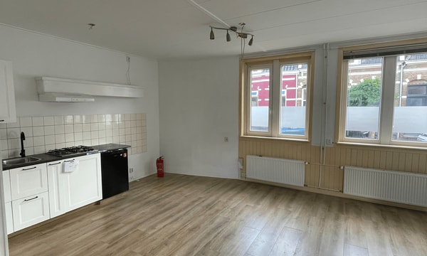 Kamer | 37m² | €750,-