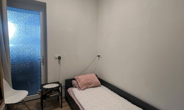 Kamer | 7m² | €700,-