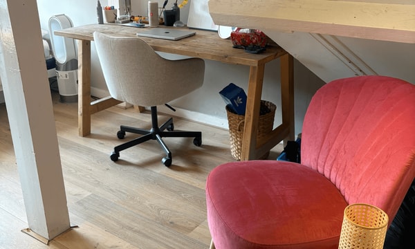 Kamer | m² onbekend | €700,-