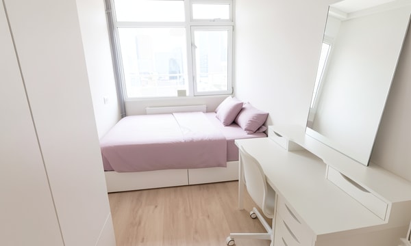 Kamer | 9m² | €330,-