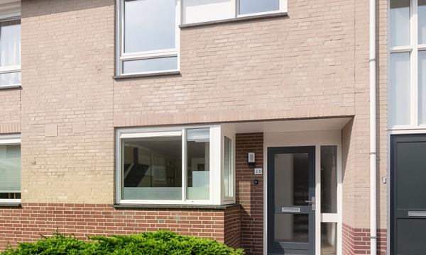 Huis | 96m² | €2150,-